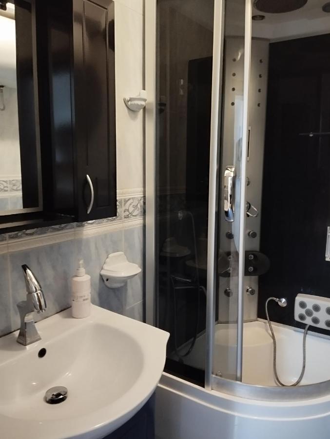 Bea City Center Apartment Tirana Buitenkant foto