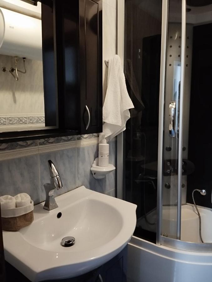 Bea City Center Apartment Tirana Buitenkant foto